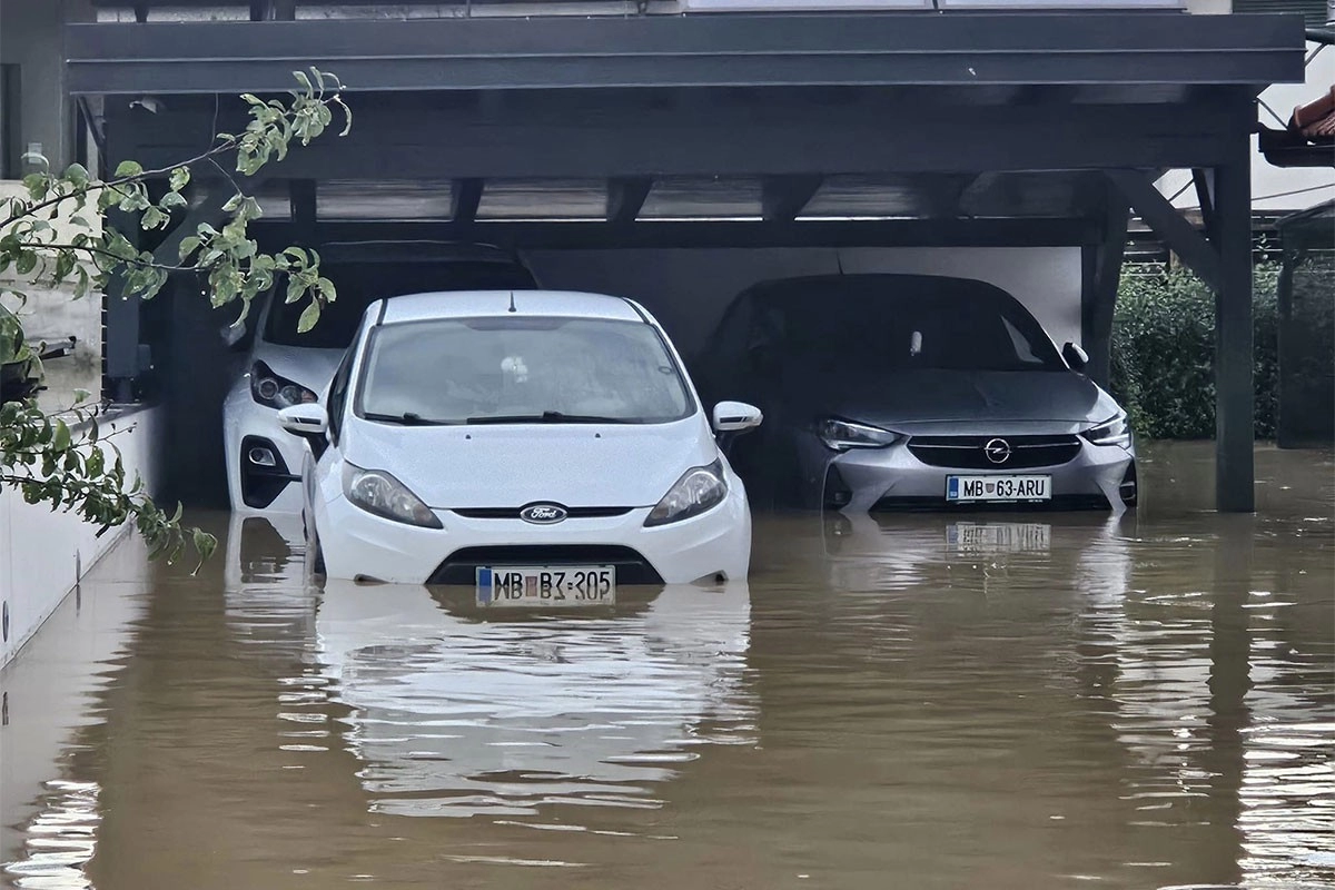 Slovenija: Poplavljeno 100 kuća, stanovništvo evakuisano